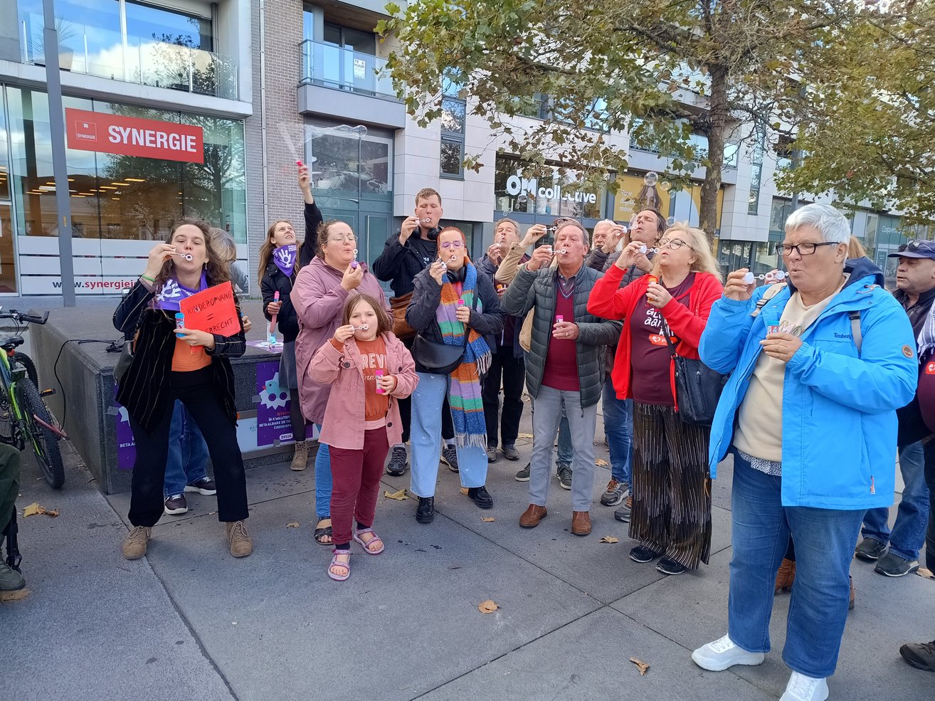 “Bellen blazen als protest. Wij willen geen luchtbellen, maar daden”