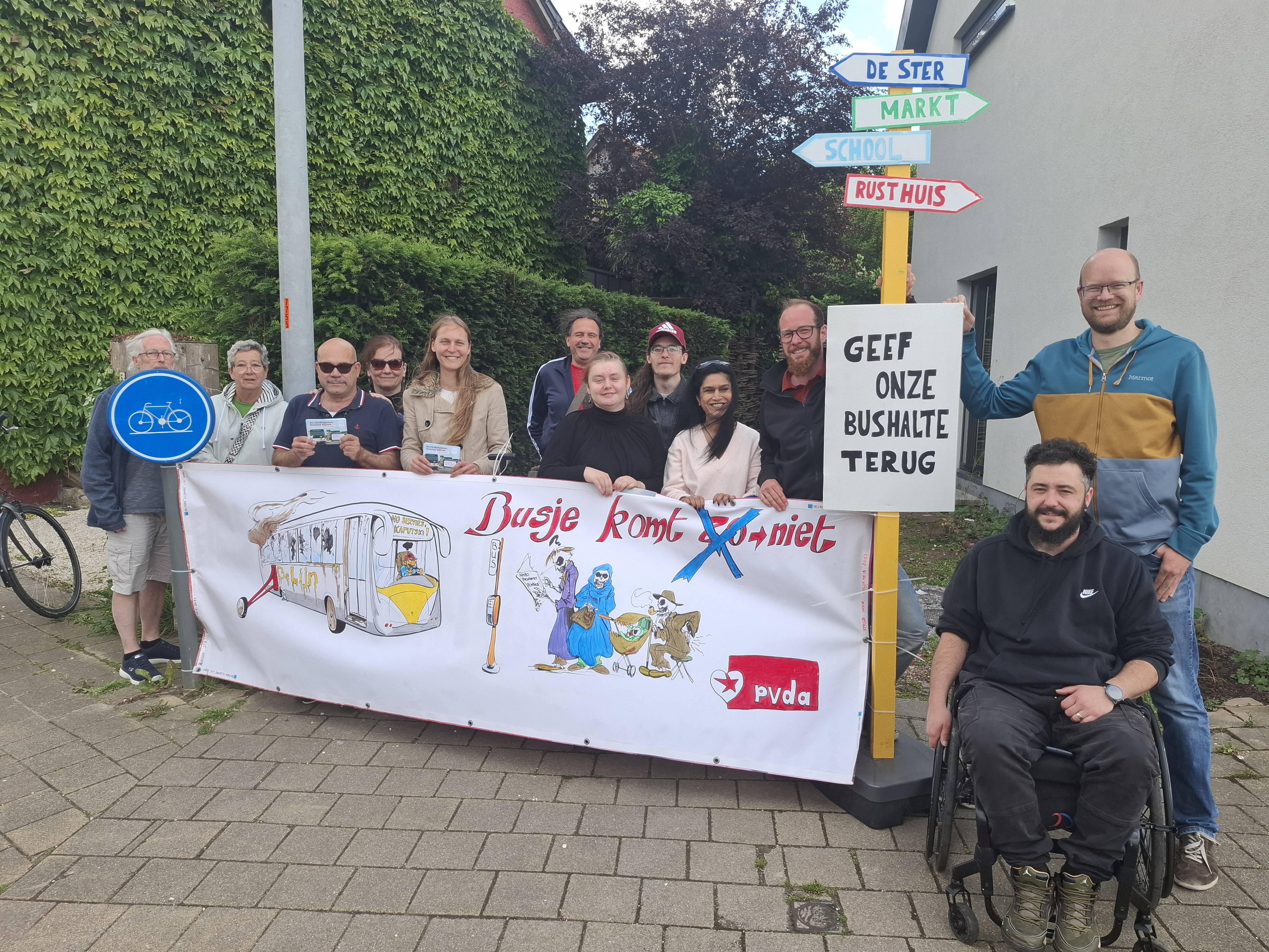 Geef onze bushalte terug - Actie in Nieuwkerken